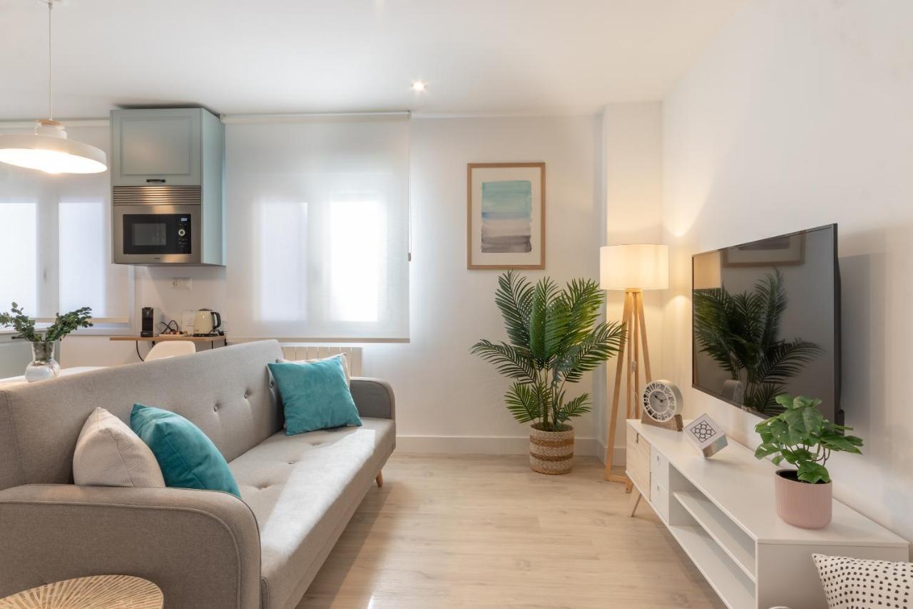 Precioso Y Recien Reformado Junto Al Metro Apartment Bilbao Ngoại thất bức ảnh